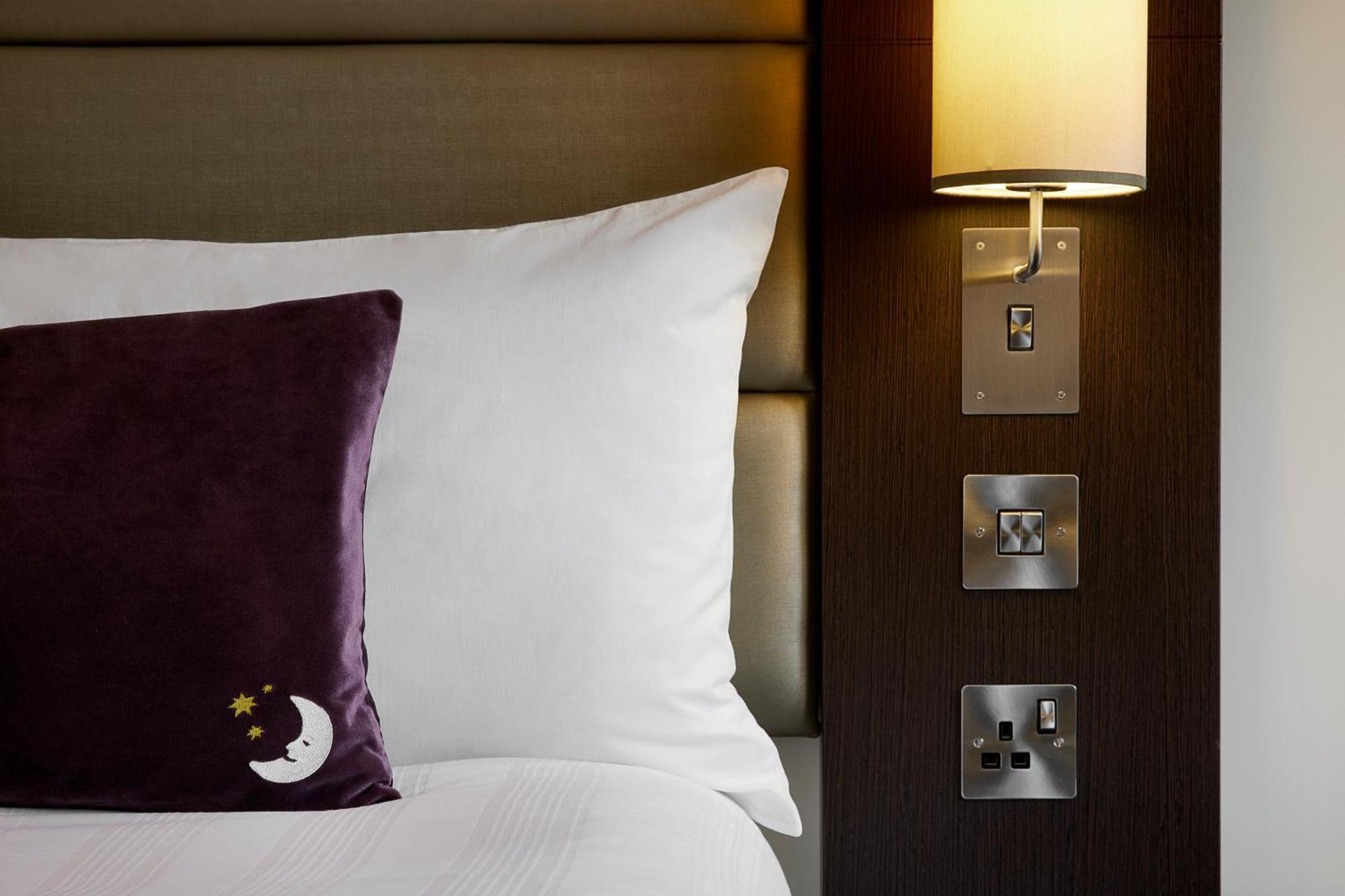Premier Inn Dublin City North Docklands — Photos 3